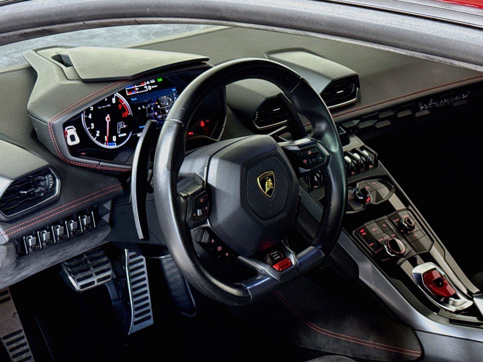 Used 2016 Lamborghini Huracan LP 580-2 RWD image 15