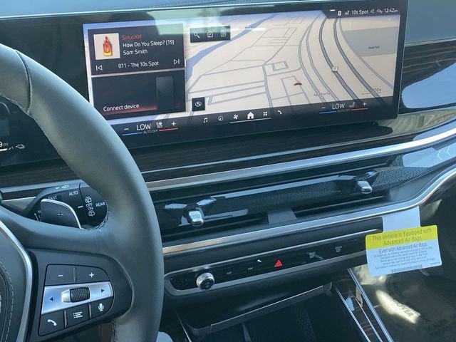 Used 2026 BMW X5 xDrive50e w/ Premium Package image 22