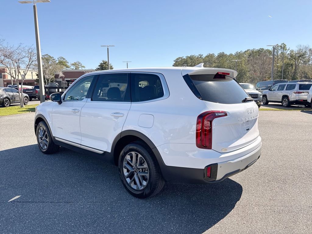 Used 2024 Kia Telluride LX image 5
