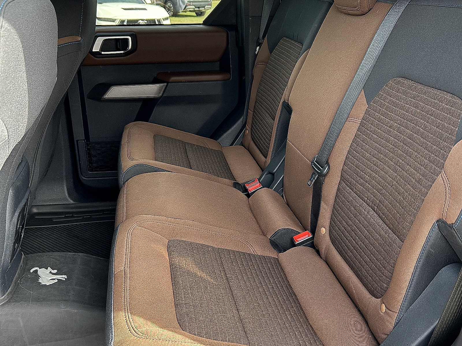 Used 2021 Ford Bronco Outer Banks w/ Sasquatch Package image 7