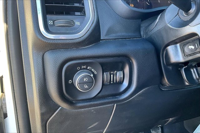 Used 2024 RAM 3500 Laramie image 16