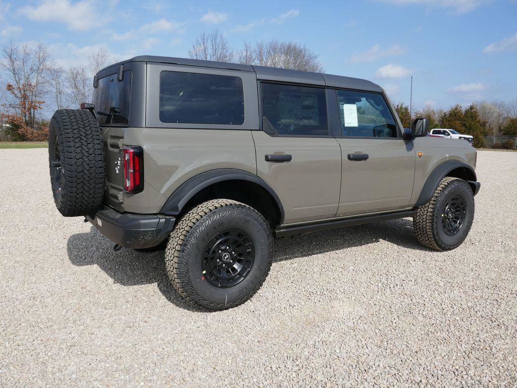 New 2026 Ford Bronco Badlands w/ Sasquatch Package image 5