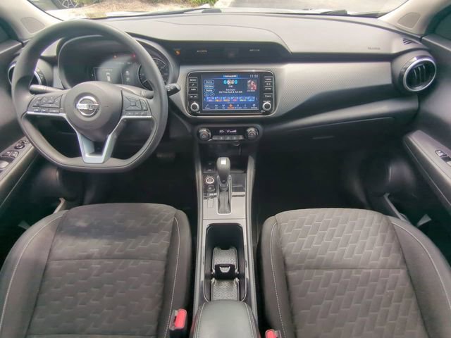 Used 2021 Nissan Kicks SV FWD image 17