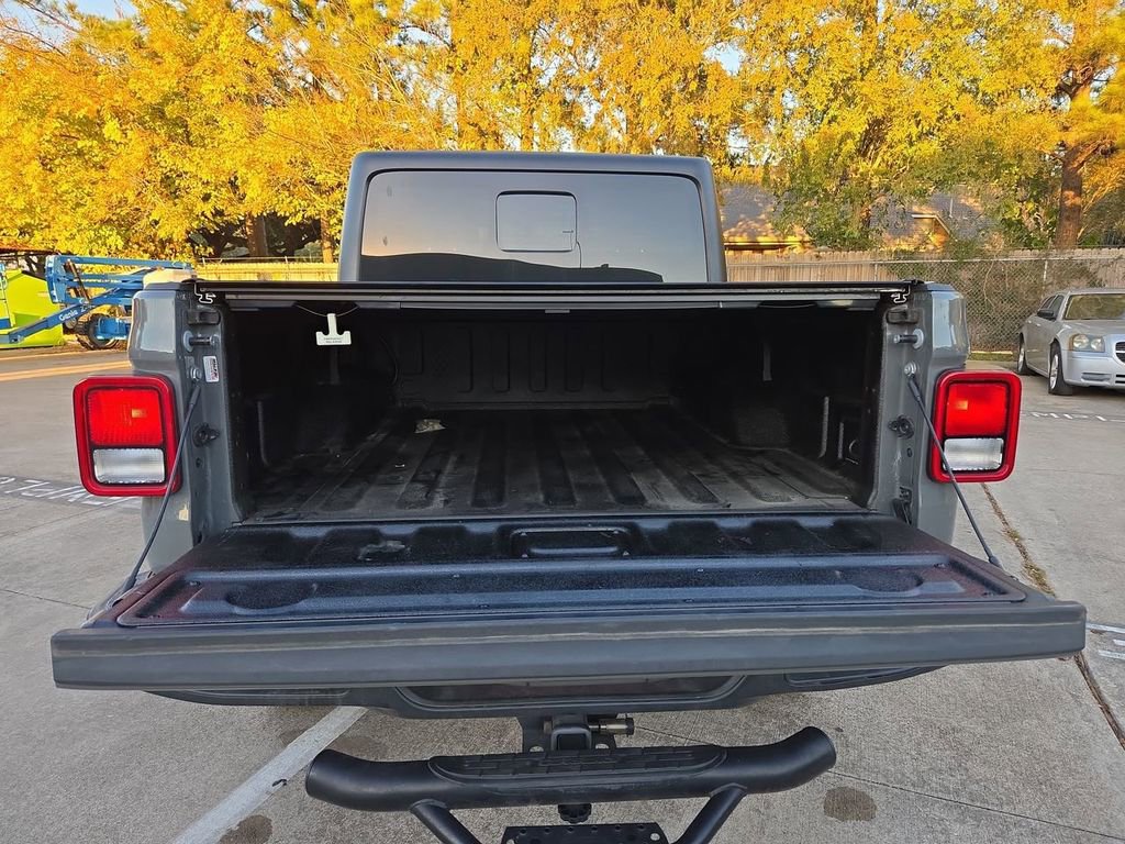 Used 2021 Jeep Gladiator Overland w/ Popular Equipment Package image 29