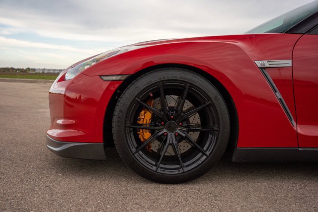 Used 2009 Nissan GT-R Premium AWD/4WD image 10