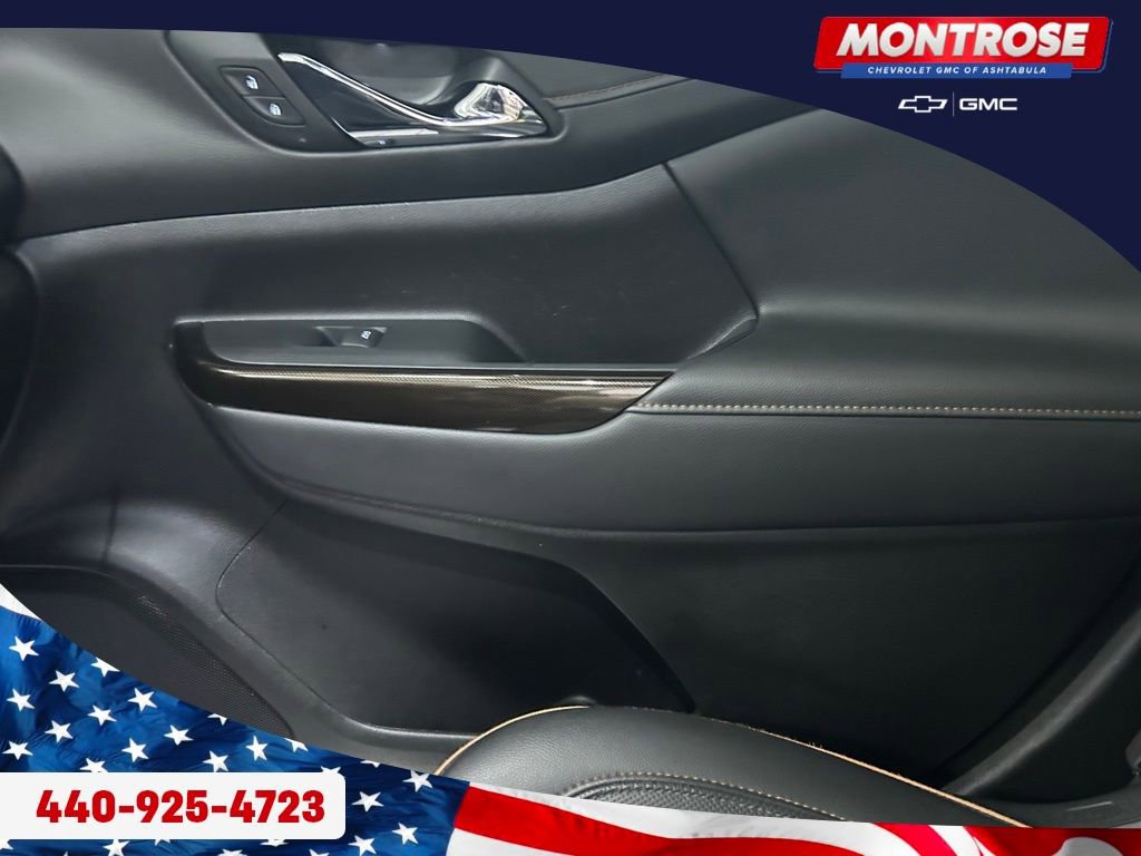 Used 2023 GMC Acadia AT4 w/ Technology Package image 12