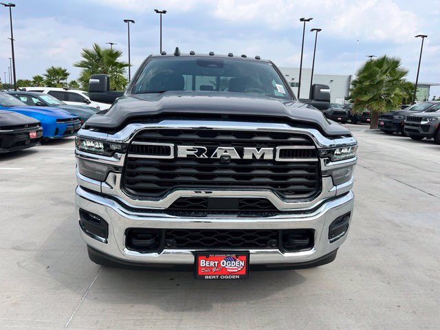 New 2027 RAM 3500 Tradesman AWD/4WD image 2