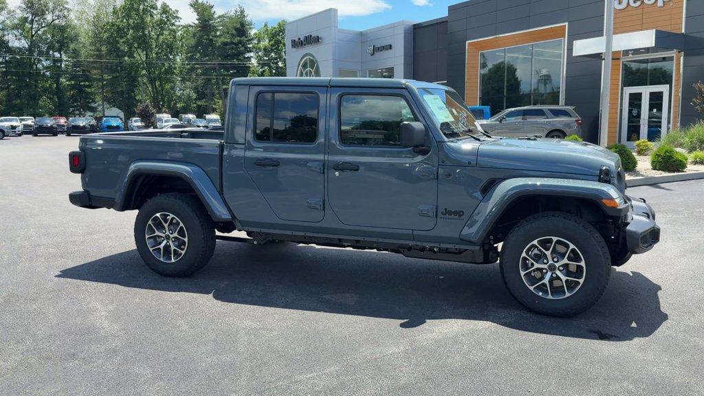 New 2026 Jeep Gladiator Sport AWD/4WD image 8