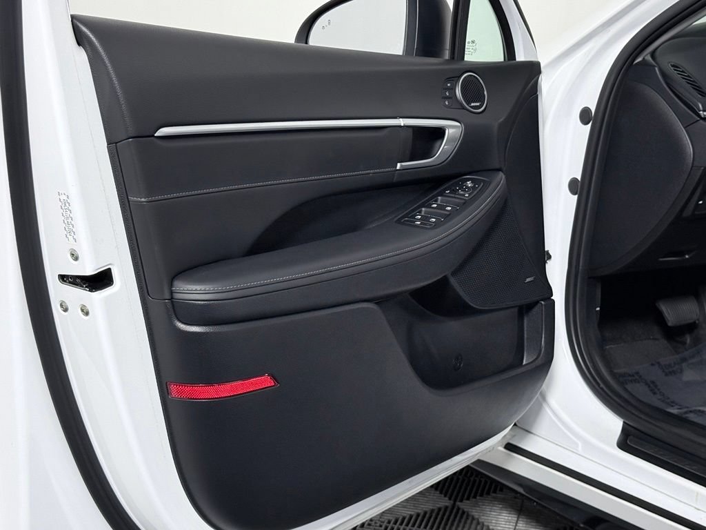Used 2020 Hyundai Sonata Limited FWD image 29