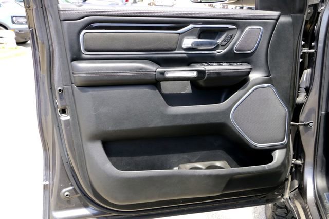 Used 2019 RAM 1500 Laramie AWD/4WD image 21
