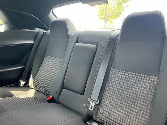 Used 2019 Dodge Challenger R/T w/ Driver Convenience Group RWD image 27