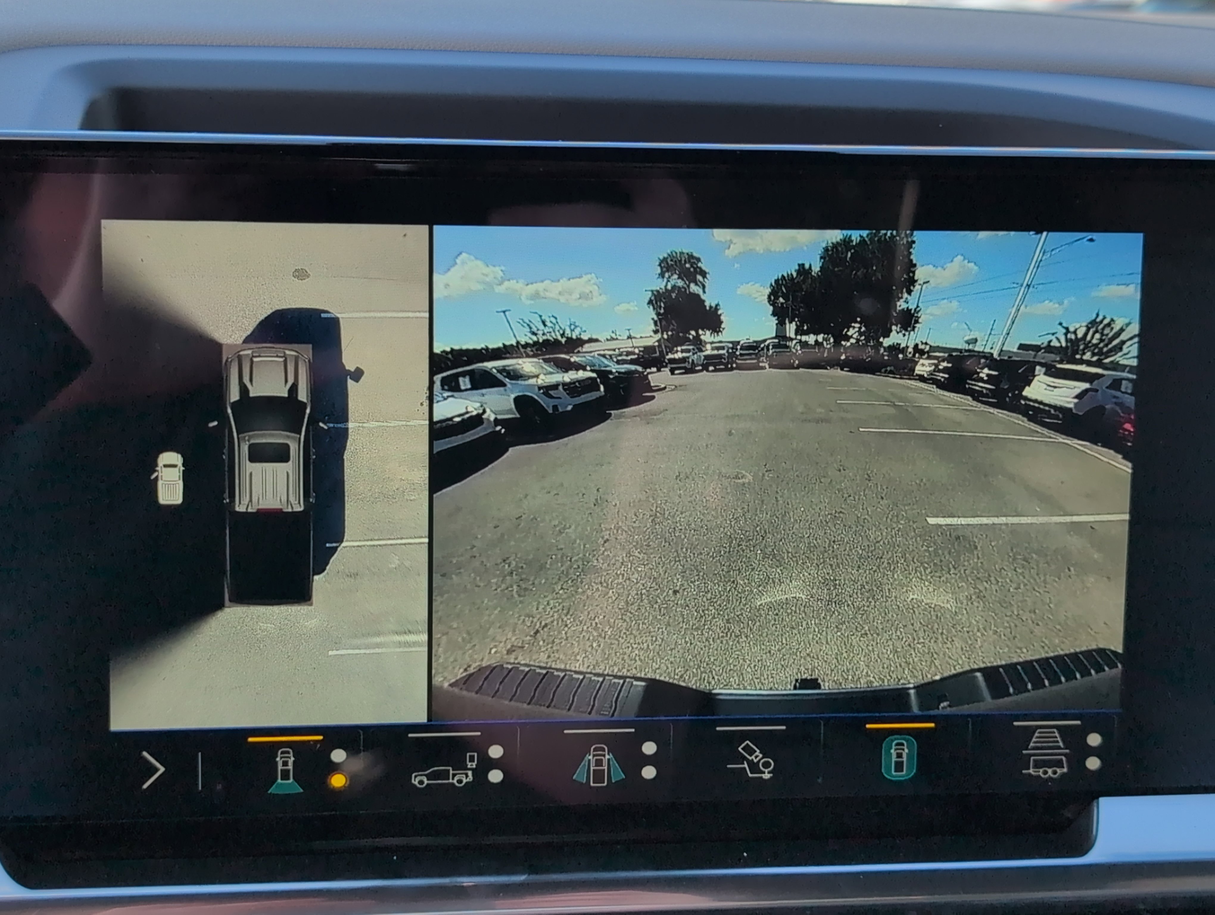 New 2026 Chevrolet Silverado 2500 LT w/ All Star Edition image 15