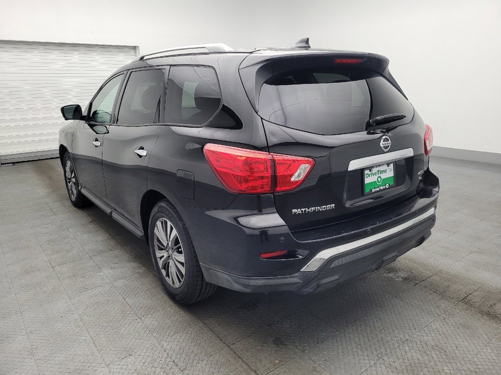 Used 2020 Nissan Pathfinder SL image 5