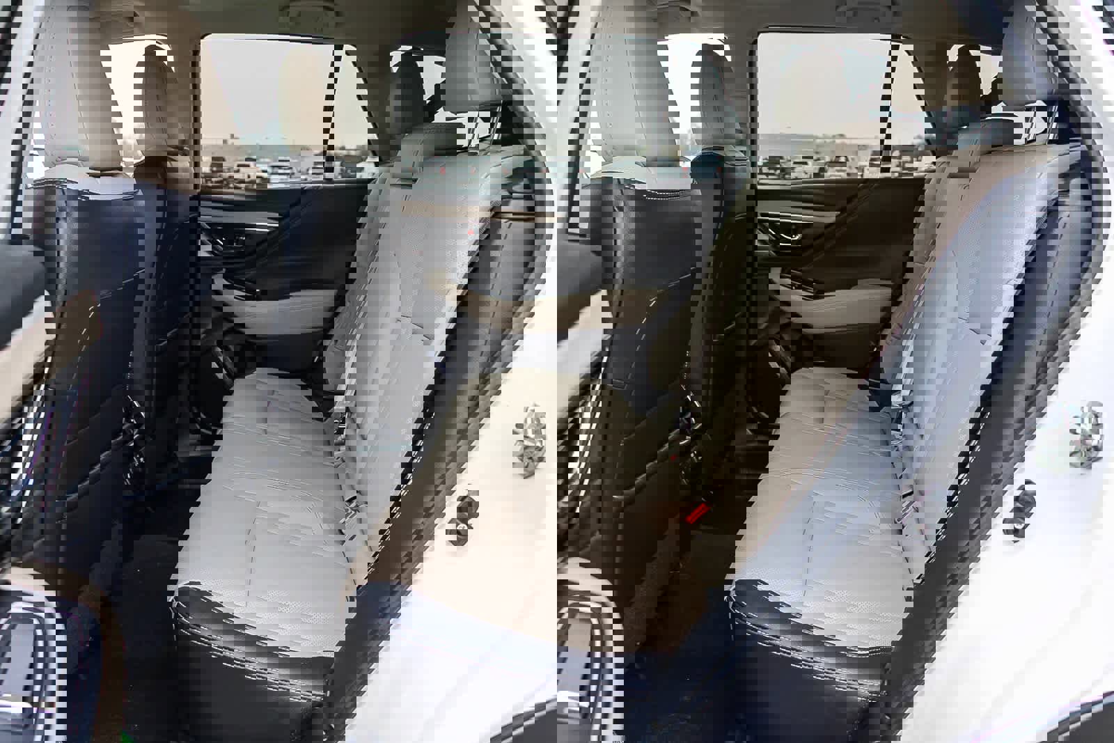 Used 2020 Subaru Outback Limited image 18