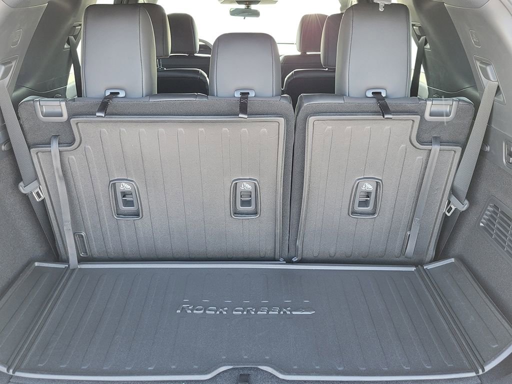New 2025 Nissan Pathfinder Rock Creek image 10