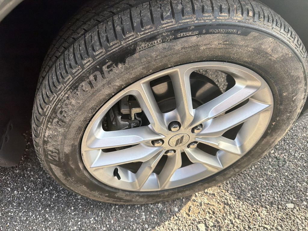Used 2023 Dodge Durango GT RWD image 16
