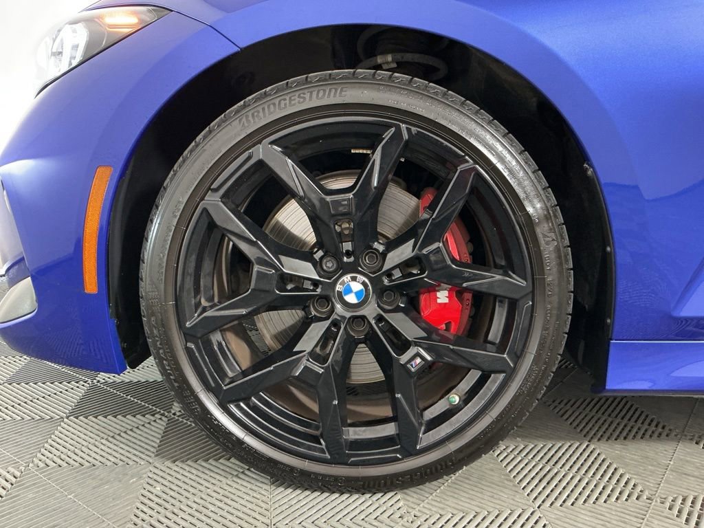 Certified 2025 BMW 330i Sedan w/ M Sport Package RWD image 31