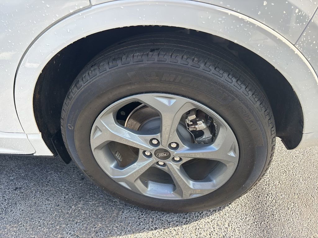 Used 2024 Ford Escape ST-Line w/ Equipment Group 301A FWD image 8