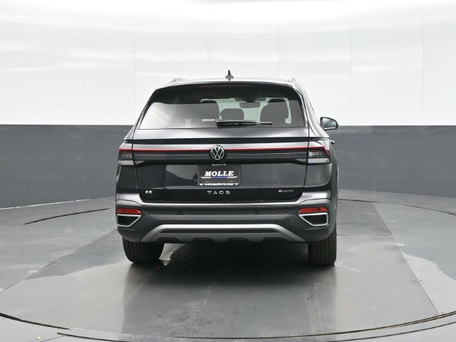 Used 2026 Volkswagen Taos SE w/ Panoramic Sunroof Package AWD/4WD image 6