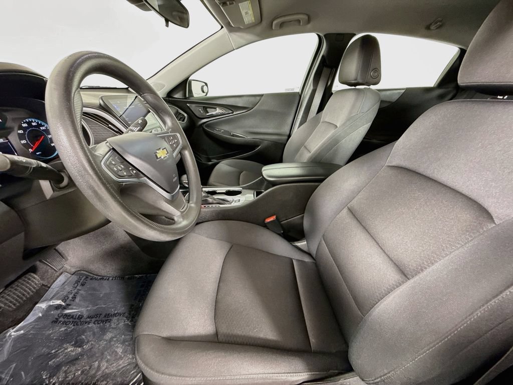 Used 2023 Chevrolet Malibu LT FWD image 22