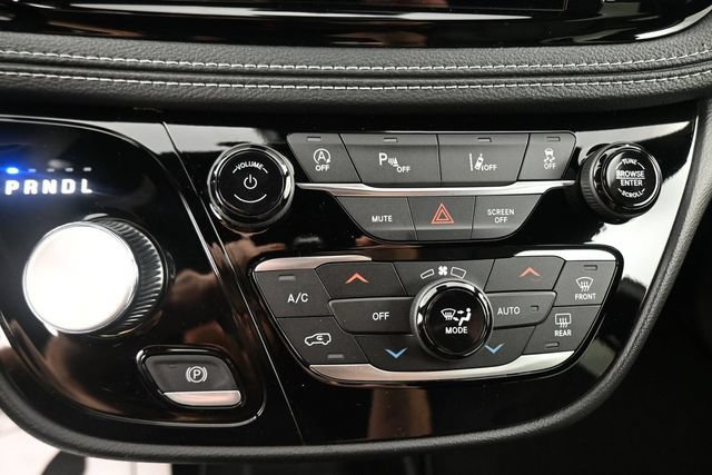 New 2027 Chrysler Pacifica Select AWD/4WD image 32