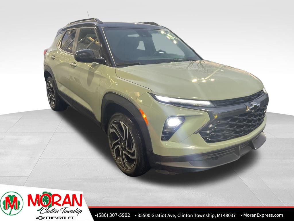 Certified 2024 Chevrolet TrailBlazer RS w/ Convenience Package image 2