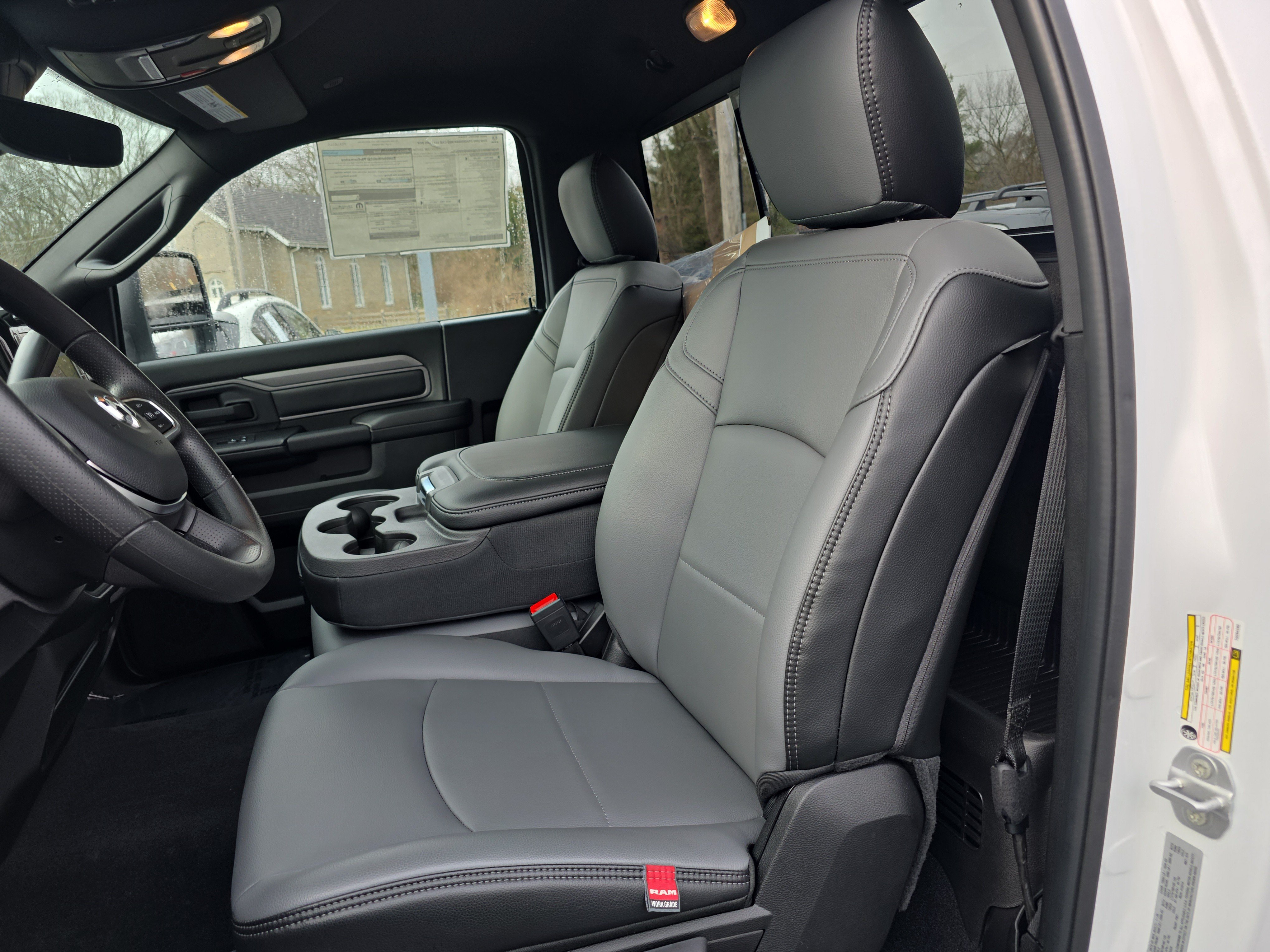 New 2026 RAM 2500 Tradesman AWD/4WD image 4