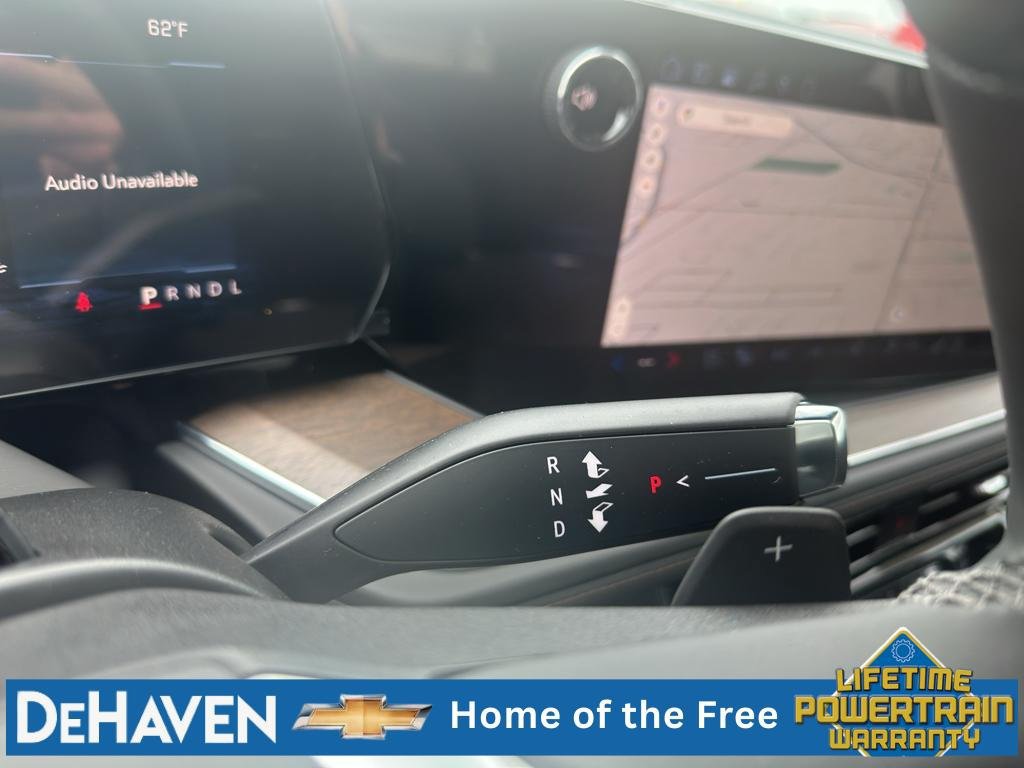 New 2026 Chevrolet Suburban High Country AWD/4WD image 14