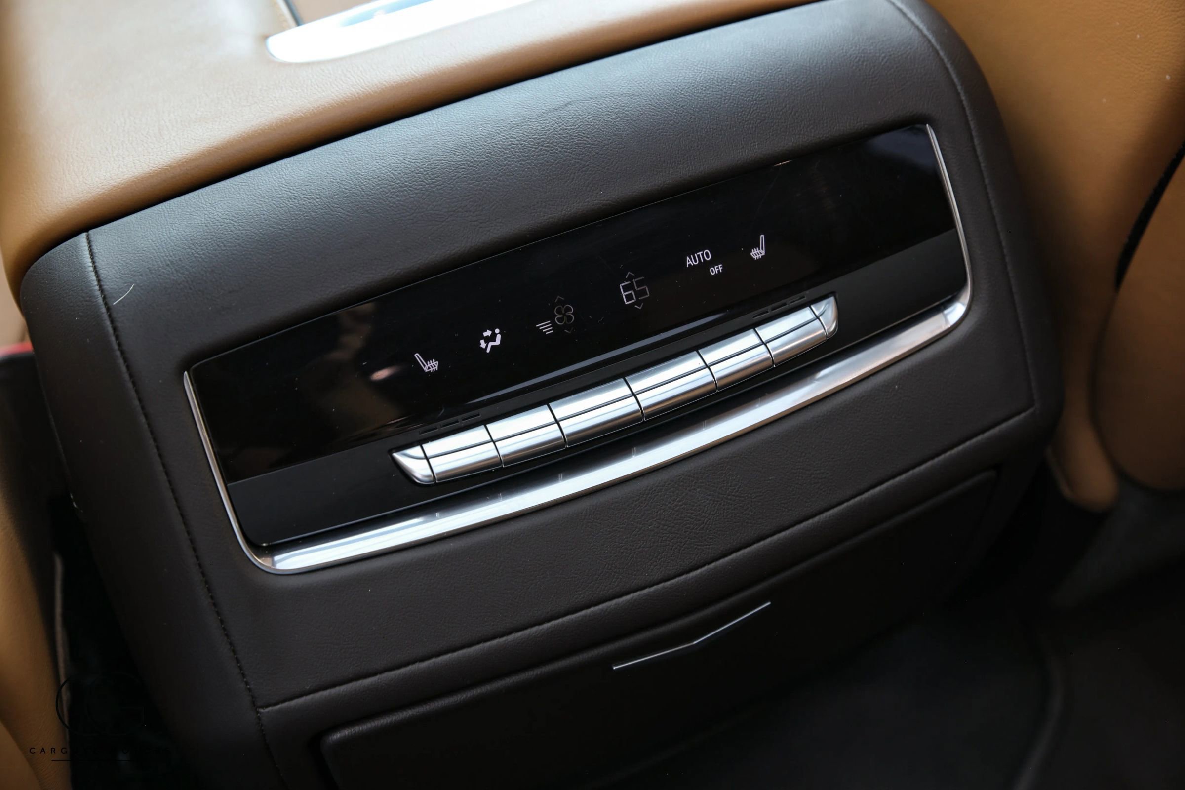 Used 2023 Cadillac Escalade ESV Sport w/ Touring Package AWD/4WD image 33