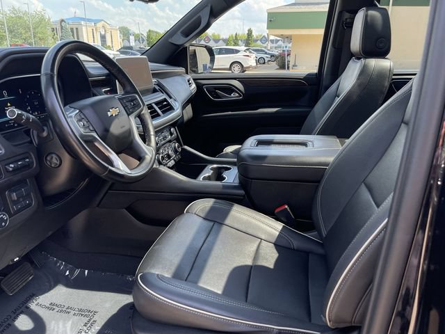 Used 2023 Chevrolet Tahoe Premier w/ Premium Package AWD/4WD image 11