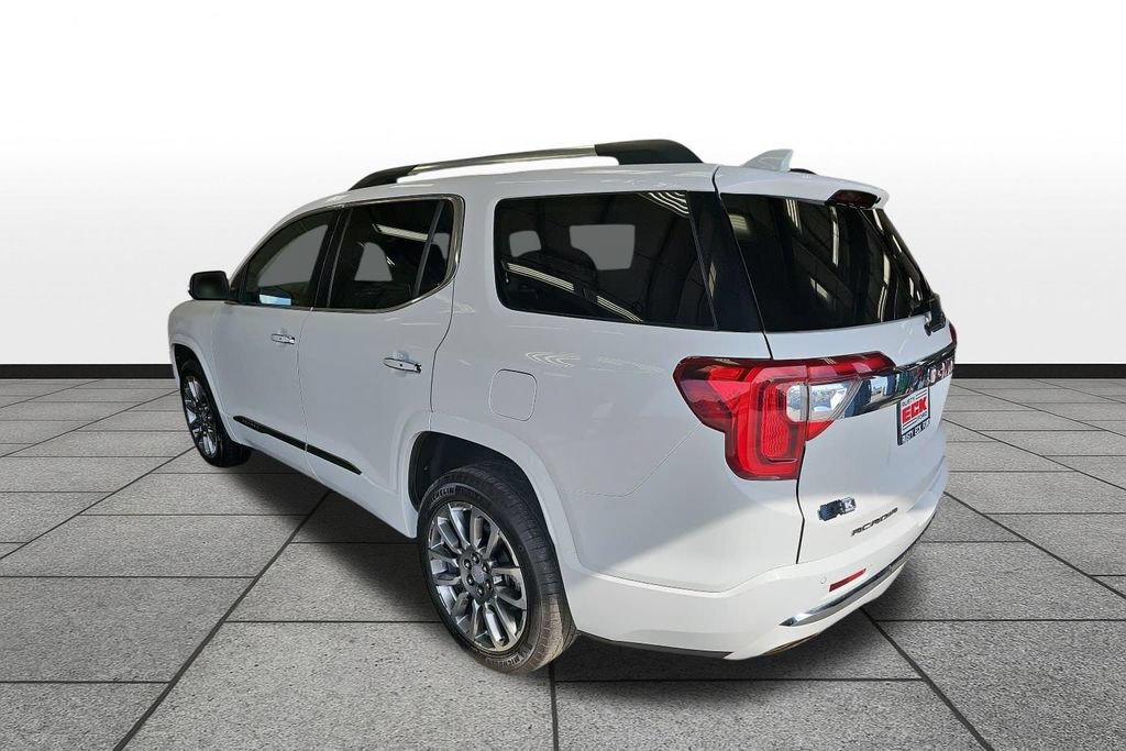 Used 2023 GMC Acadia Denali FWD image 7