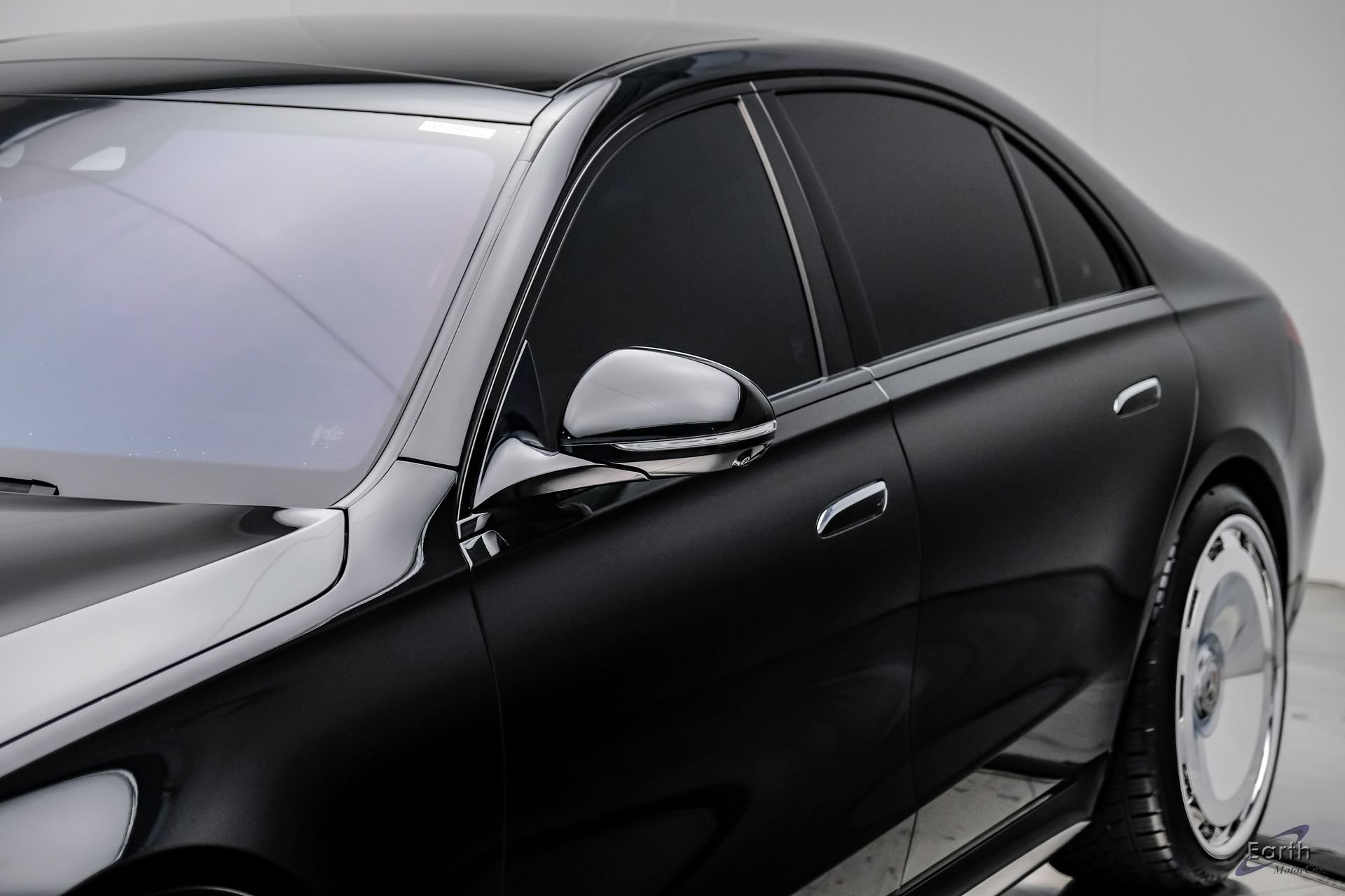 Used 2024 Mercedes-Benz S 580 4MATIC Sedan w/ AMG Line image 28