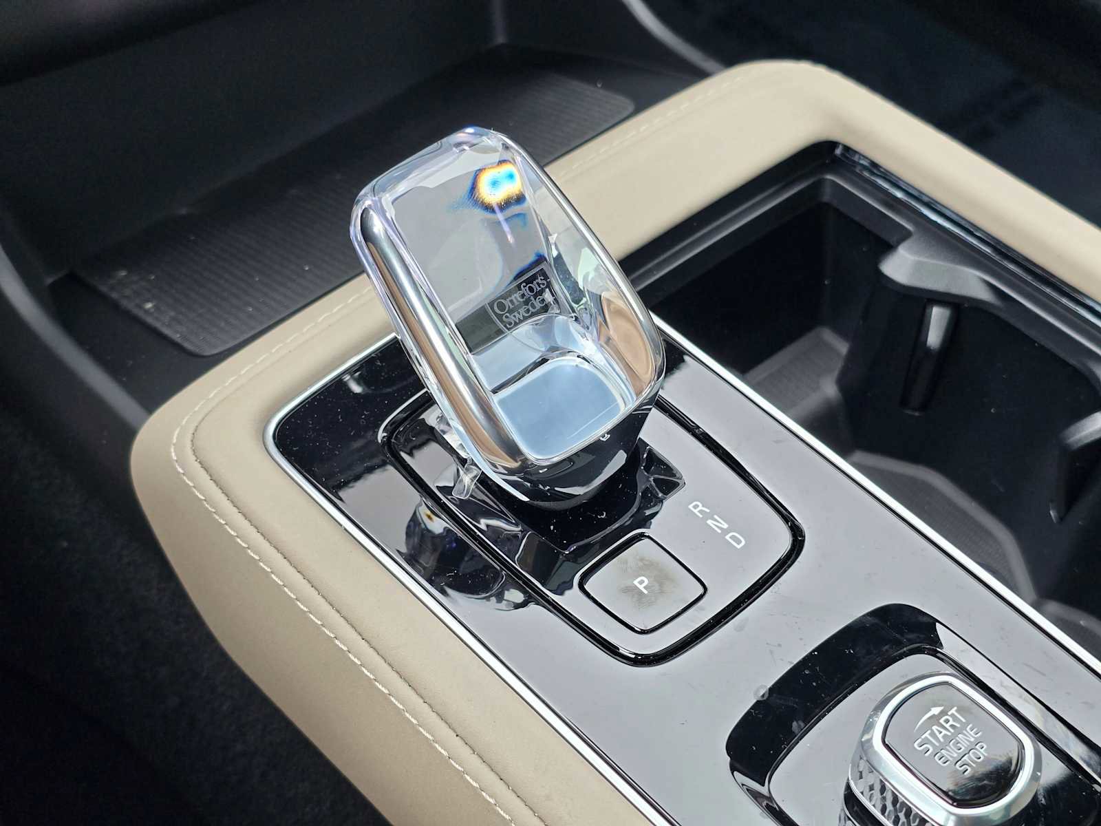 New 2026 Volvo XC90 T8 Plus w/ Protection Package Premier image 34