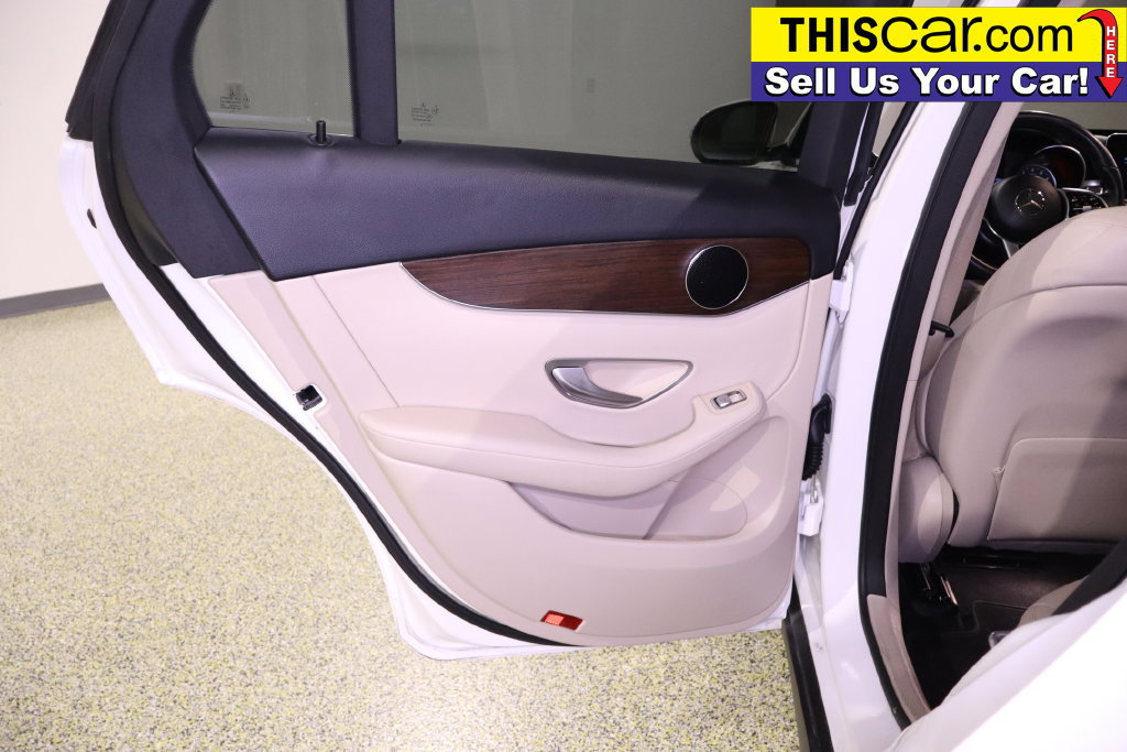 Used 2022 Mercedes-Benz GLC 300 image 40