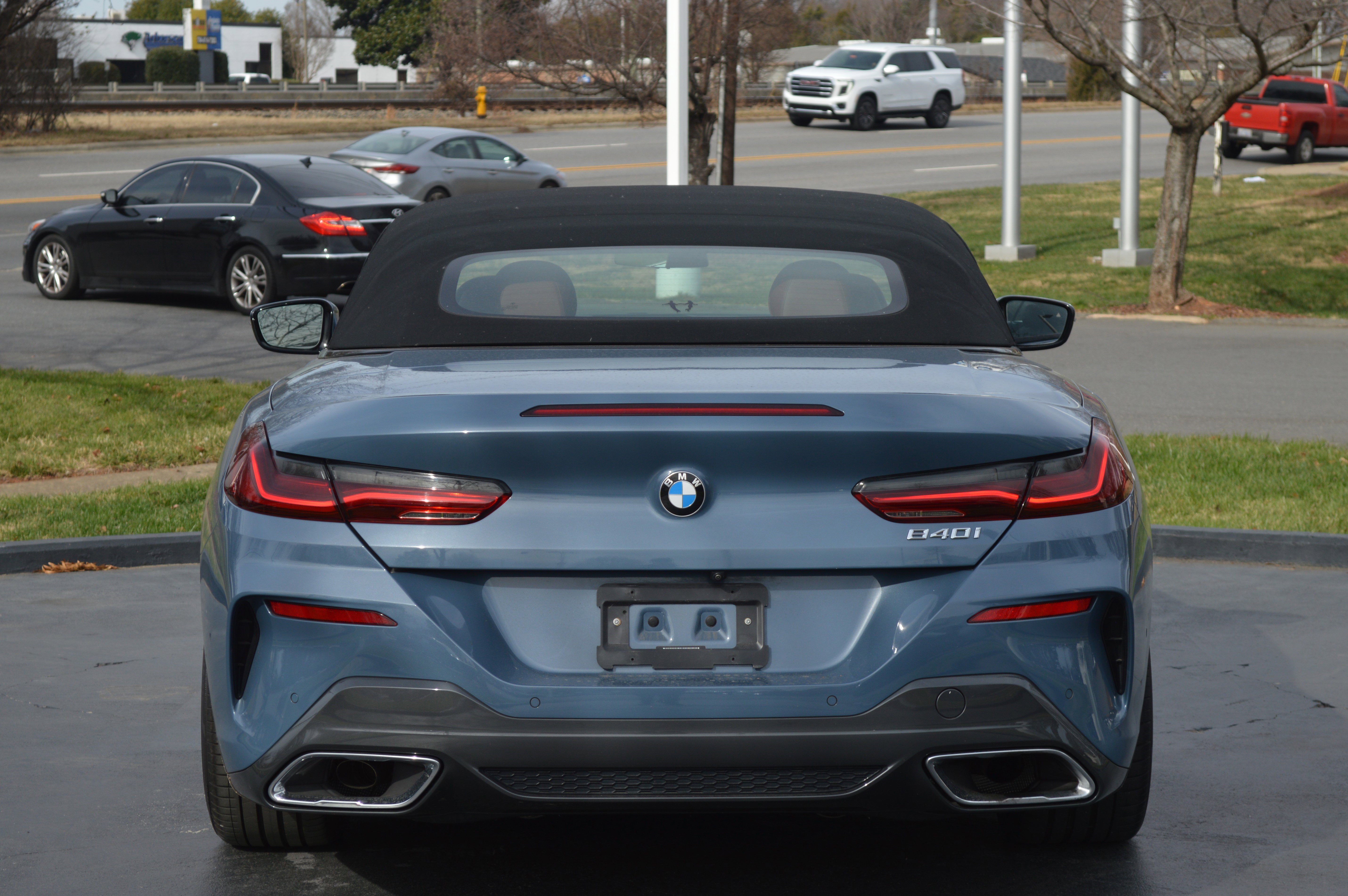 Used 2021 BMW 840i Convertible w/ M Sport Package image 17