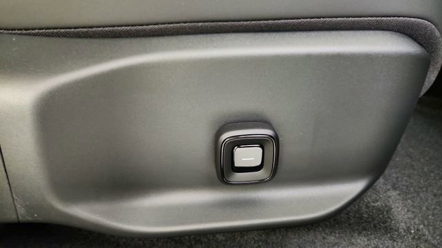 New 2026 Volvo EX30 Plus w/ Climate Package AWD/4WD image 33