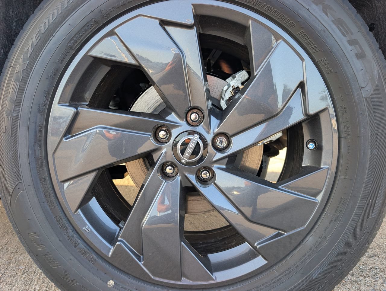 New 2026 Nissan Rogue SV FWD image 6