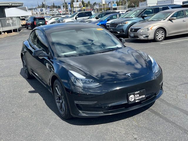Used 2023 Tesla Model 3 Standard Range image 7