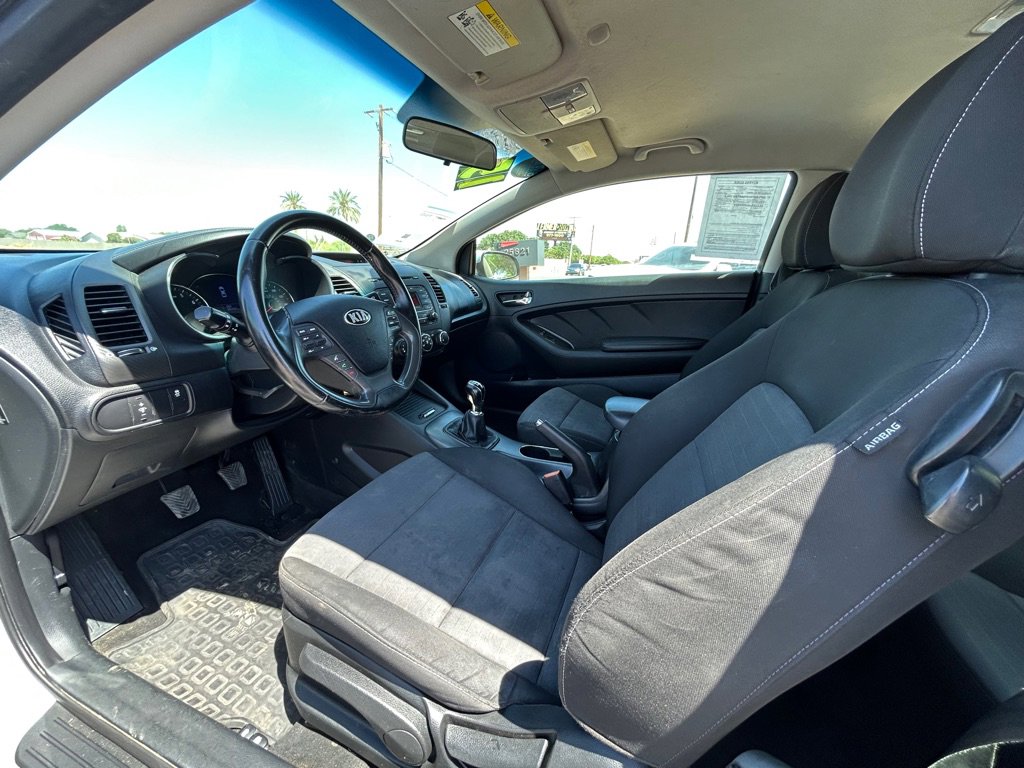 Used 2015 Kia Forte Koup EX image 12