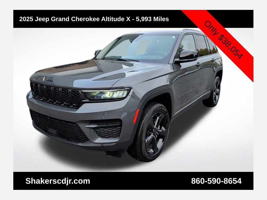 Used 2025 Jeep Grand Cherokee Altitude image 1