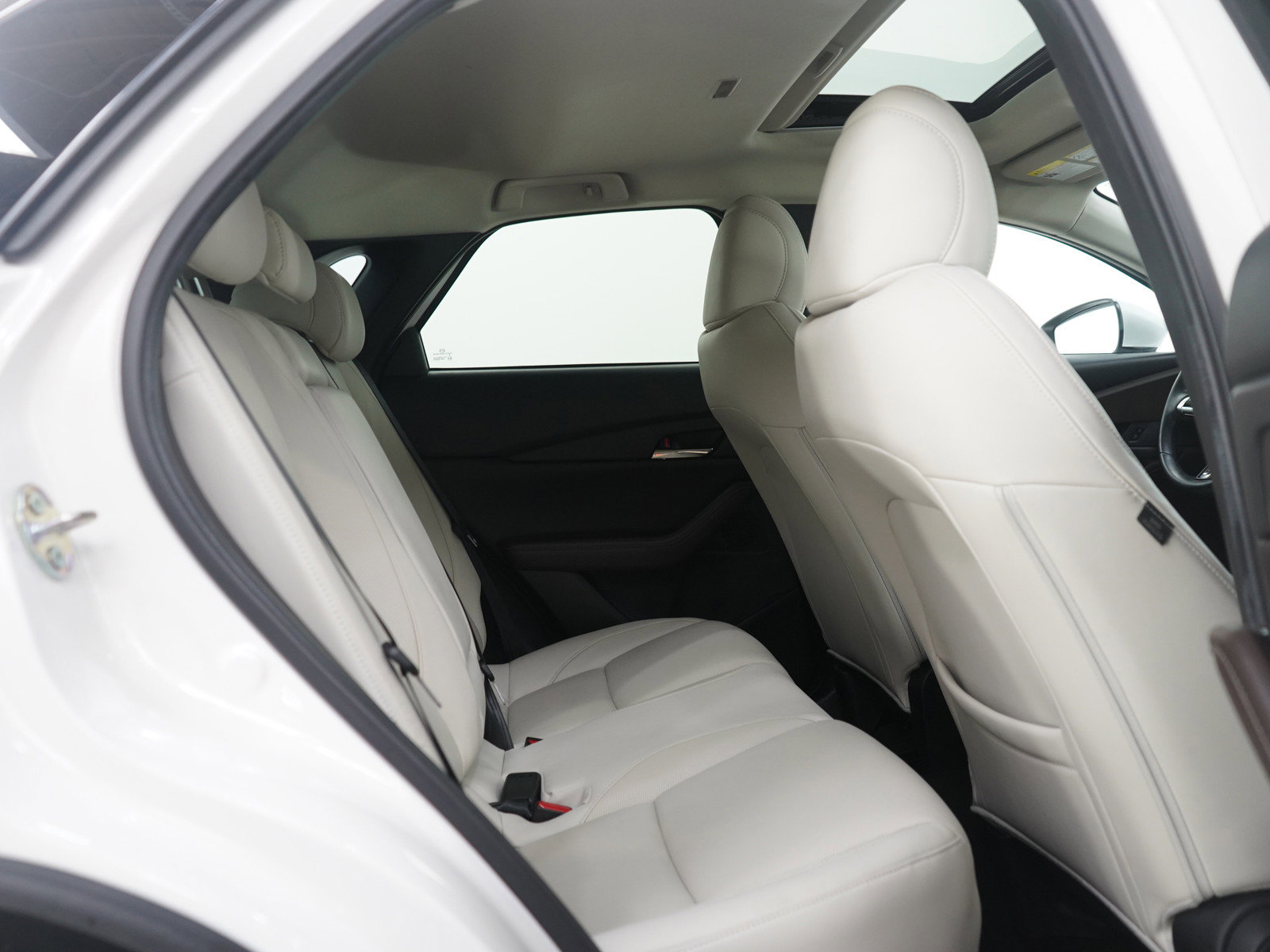 Used 2022 MAZDA CX-30 AWD 2.5 S w/ Premium Package image 12