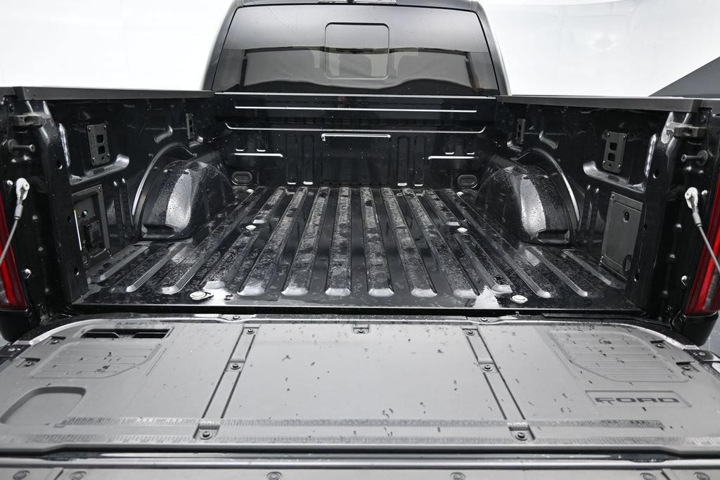 Used 2025 Ford F150 Raptor AWD/4WD image 12