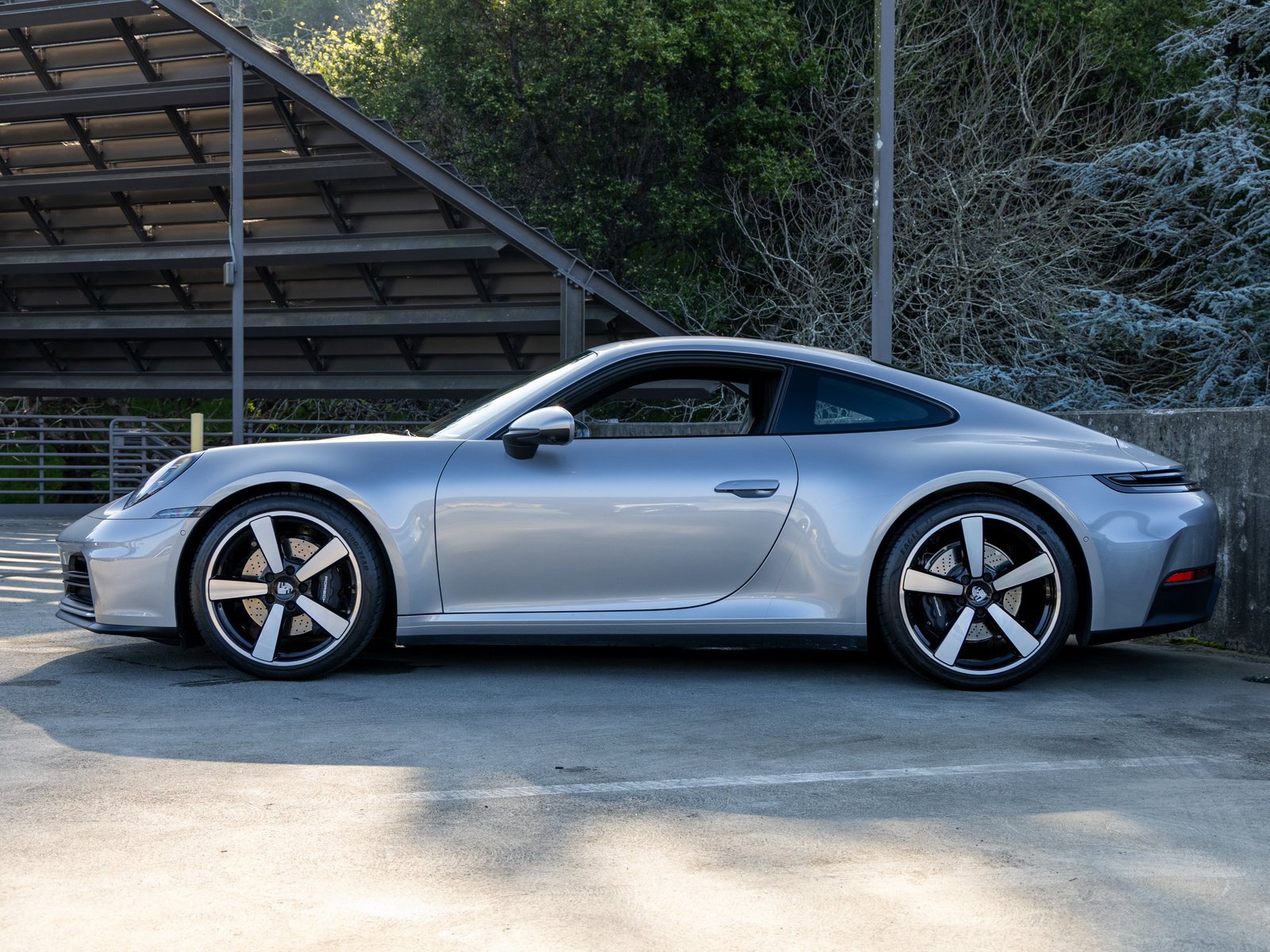Certified 2025 Porsche 911 Carrera image 2