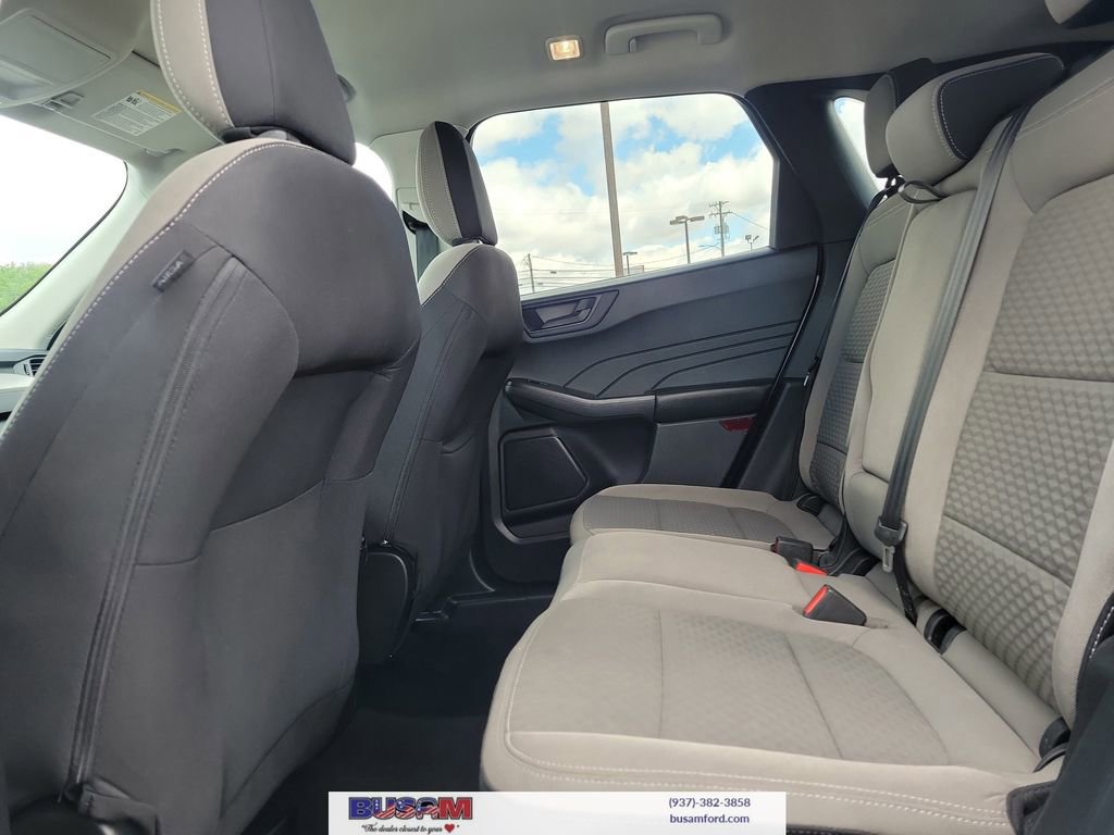 Used 2022 Ford Escape SE w/ Convenience Package FWD image 10