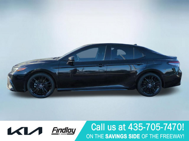 Used 2022 Toyota Camry XSE w/ Navigation Upgrade Package FWD image 4
