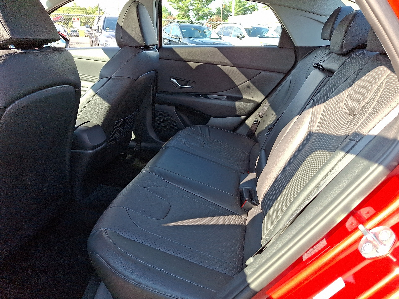 Certified 2023 Hyundai Elantra Limited FWD image 10