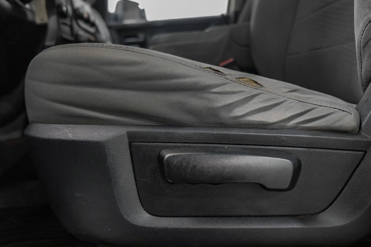 Used 2014 RAM 2500 Tradesman w/ Chrome Appearance Group image 30