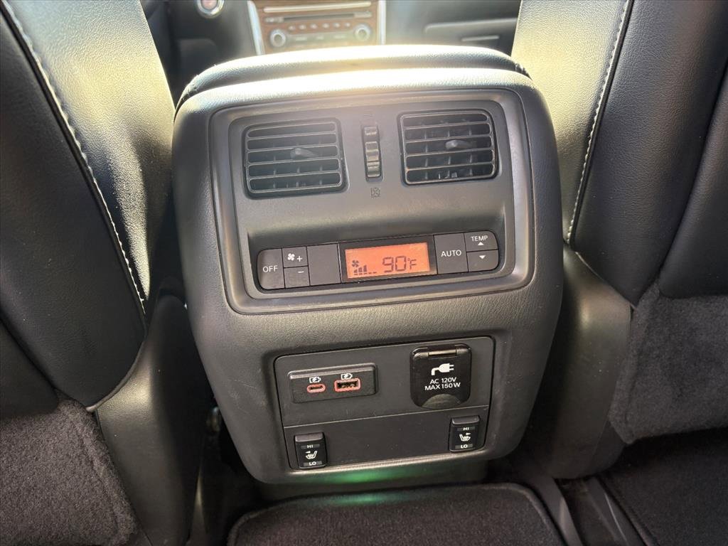Used 2019 Nissan Pathfinder Platinum w/ Cargo Package image 21