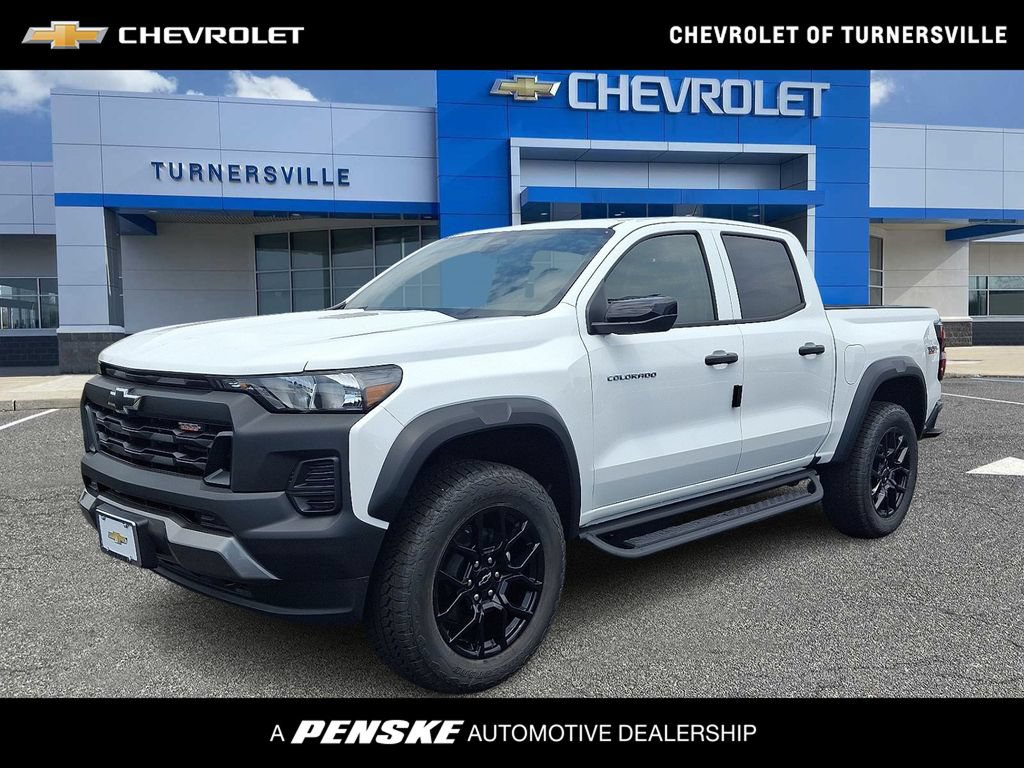 New 2026 Chevrolet Colorado Trail Boss AWD/4WD image 1