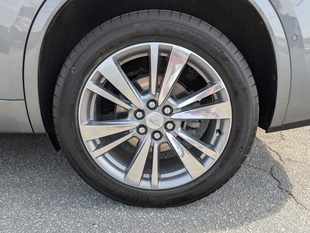 Used 2021 Cadillac XT6 Premium Luxury w/ Platinum Package FWD image 9